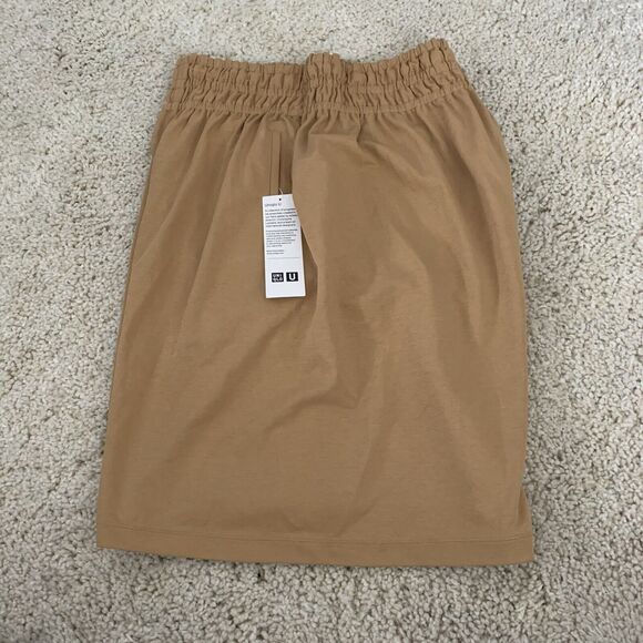Uniqlo Shorts Womens Sz Medium Jersey Bermuda Pull-On Wide Elastic Waist NEW - Picture 1 of 7